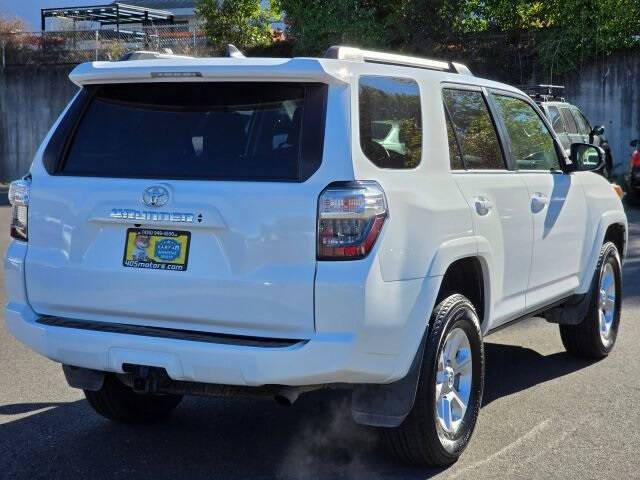 2022 Toyota 4Runner SR5