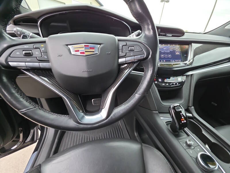 2020 Cadillac XT6 Sport