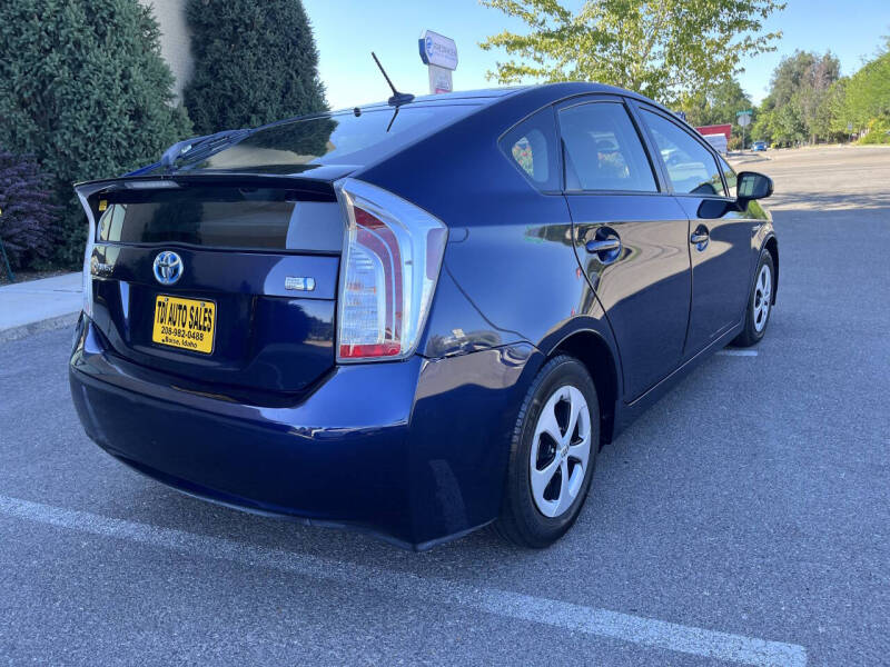 2015 Toyota Prius Three