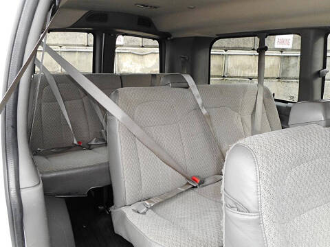 2017 Chevrolet Express LS 2500