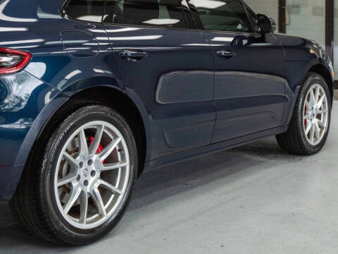 2017 Porsche Macan