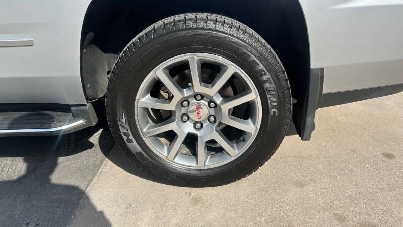 2017 GMC Yukon Denali