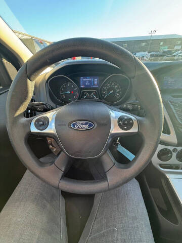 2014 Ford Focus SE
