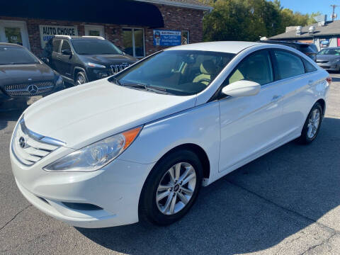 2013 Hyundai Sonata for sale at Auto Choice in Belton MO