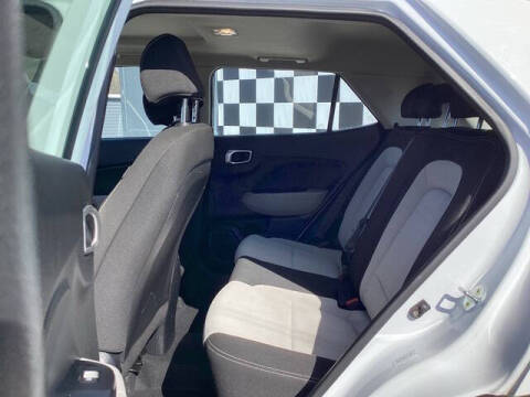 2022 Hyundai Venue SEL