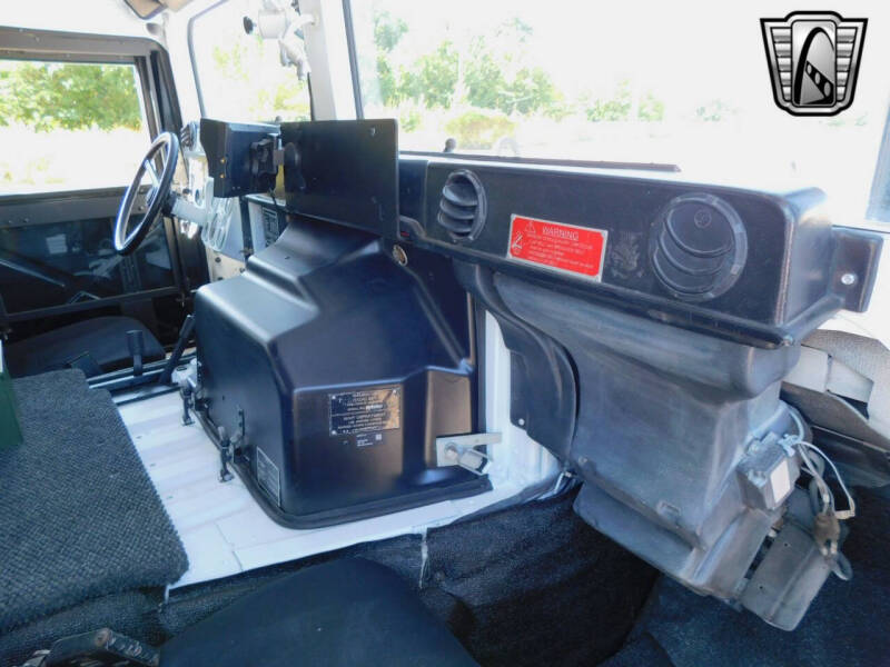 2008 AM General Hummer