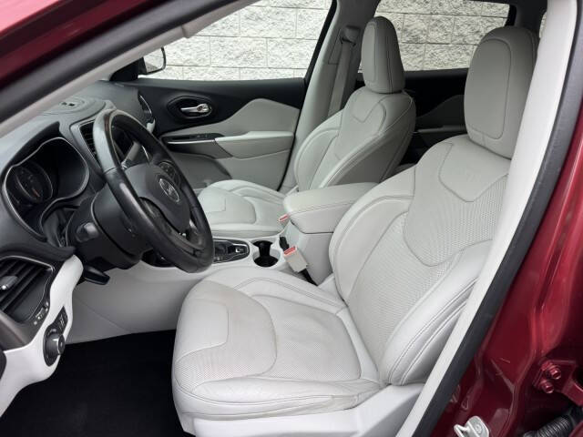 2020 Jeep Cherokee Altitude