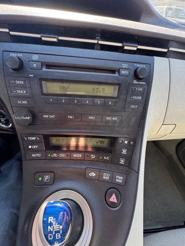 2011 Toyota Prius Two