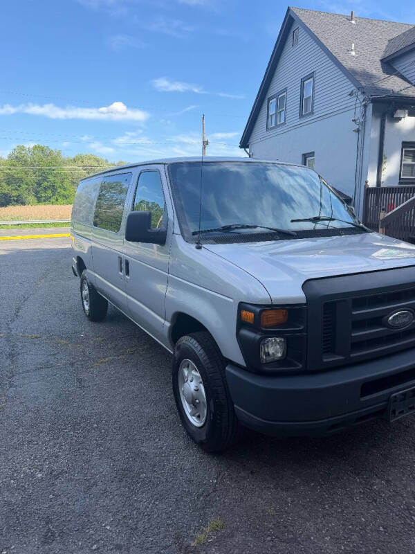 2014 Ford E-Series E-350 SD