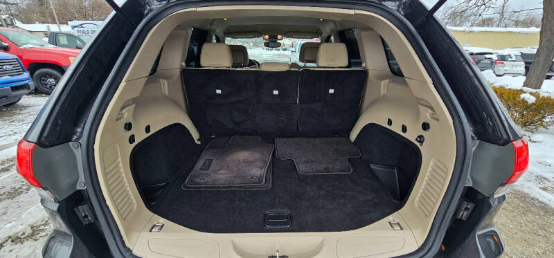 2017 Jeep Grand Cherokee Laredo E