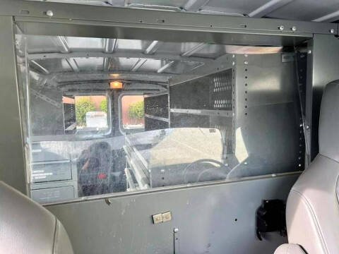 2010 Ford E-Series E-250