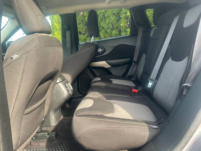 2018 Jeep Cherokee Latitude