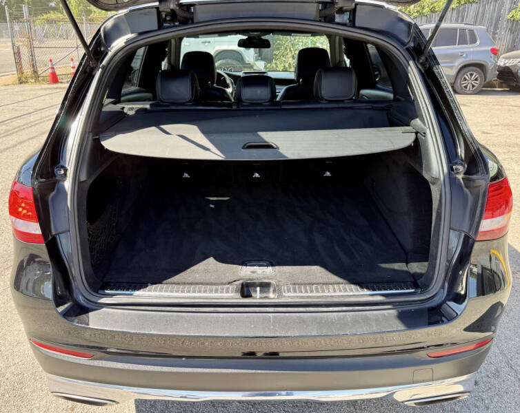 2018 Mercedes-Benz GLC GLC 300