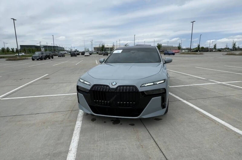 2023 BMW 7 Series 760i xDrive