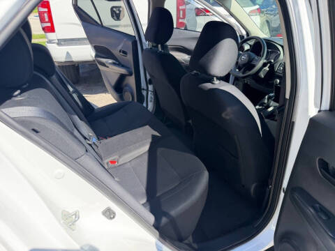 2023 Nissan Kicks S