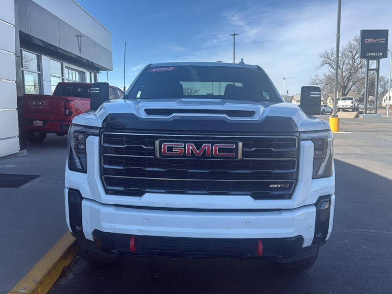 2025 GMC Sierra 2500HD