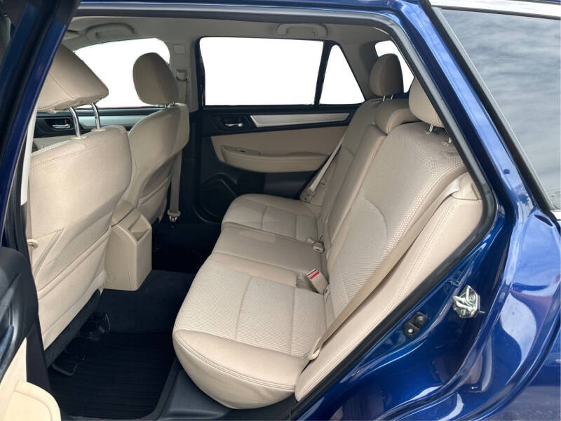 2017 Subaru Outback 2.5i Premium
