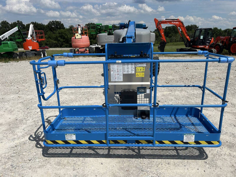 2016 Genie 45' Manlift