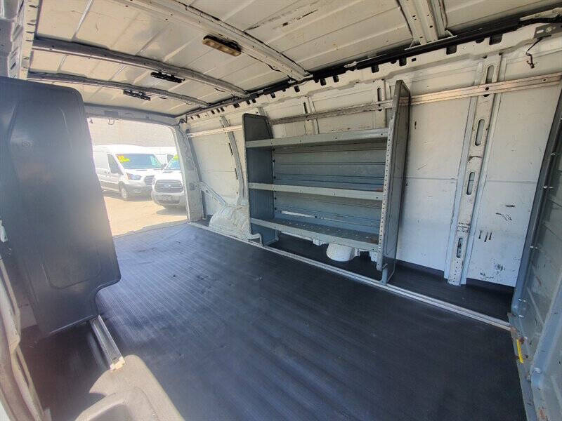 2017 Chevrolet Express 2500