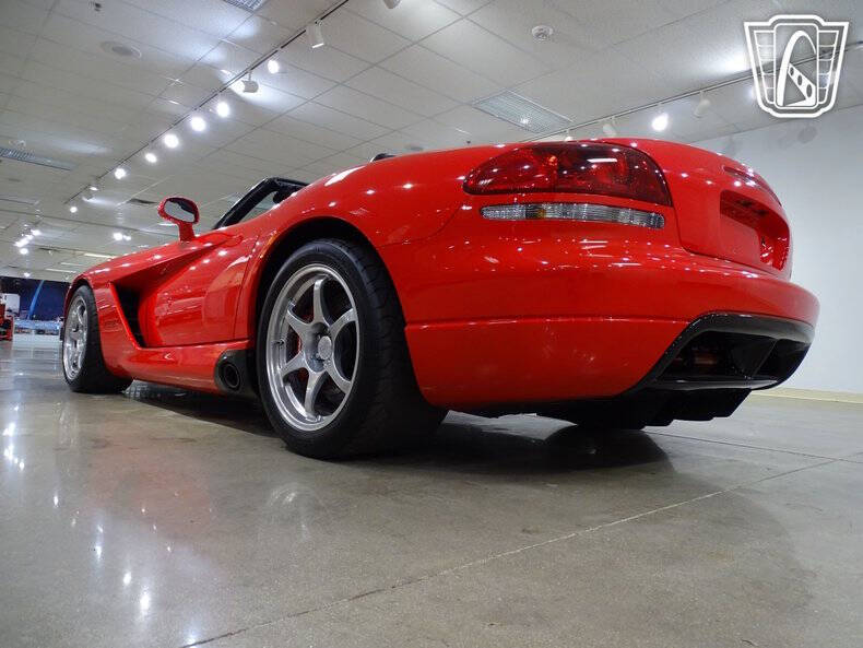 2003 Dodge Viper SRT-10