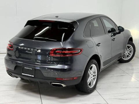 2017 Porsche Macan