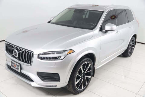 2022 Volvo XC90 T6 Momentum 7-Passenger