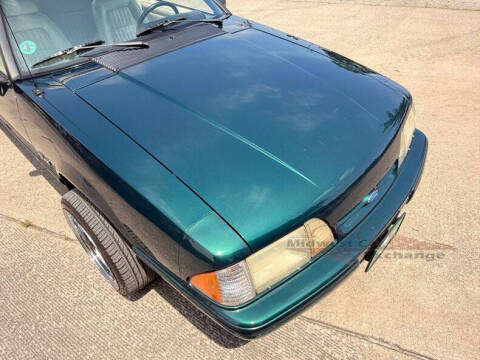 1990 Ford Mustang