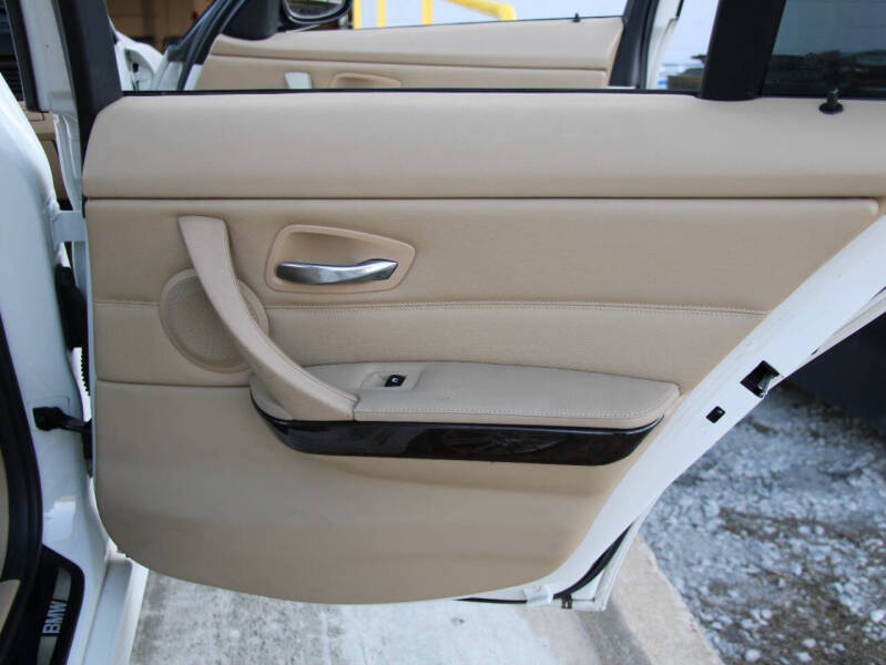 2011 BMW 3 Series 328i