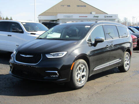 2023 Chrysler Pacifica for sale at Brunswick Auto Mart in Brunswick OH