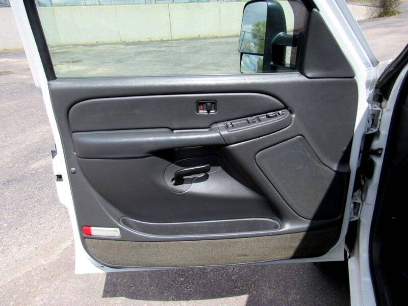 2005 GMC Sierra 2500HD