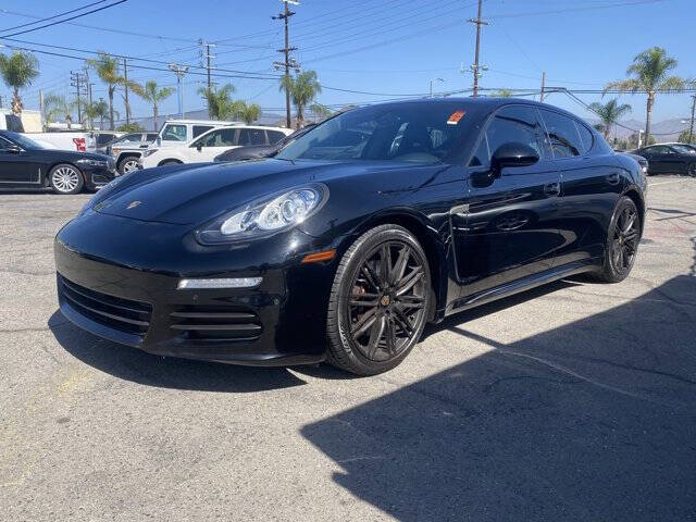 2016 Porsche Panamera