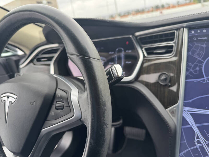 2013 Tesla Model S