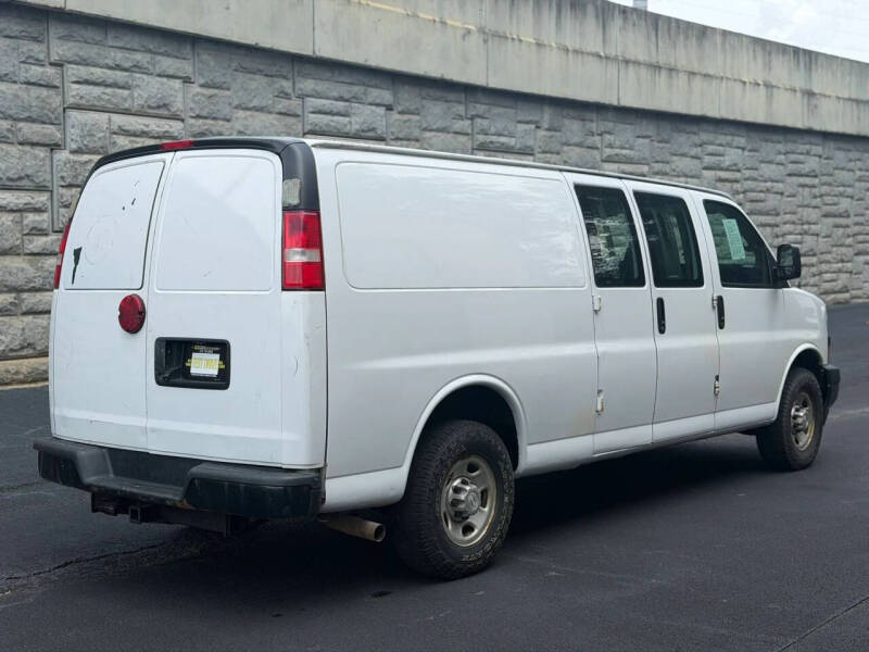 2018 Chevrolet Express 2500
