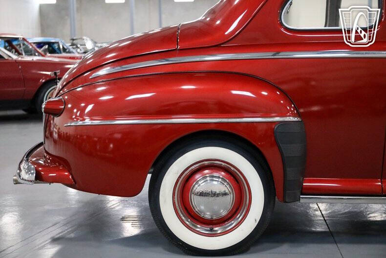 1947 Ford Deluxe