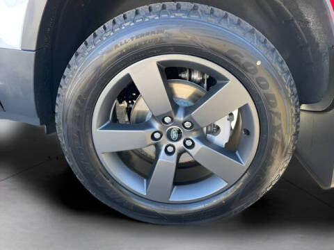 2025 Land Rover Defender 90 P300 S