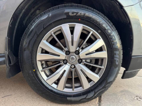 2020 Nissan Pathfinder S