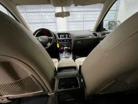 2014 Audi Q5 2.0T quattro Premium
