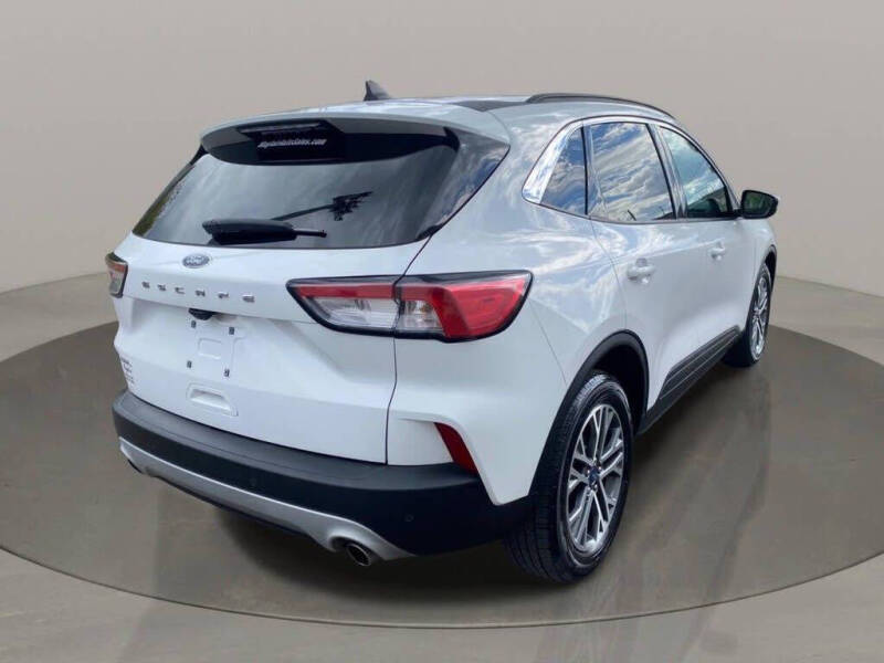 2021 Ford Escape SEL