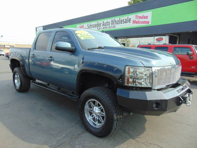 2007 Chevrolet Silverado 1500 for sale at Schroeder Auto Wholesale in Medford OR