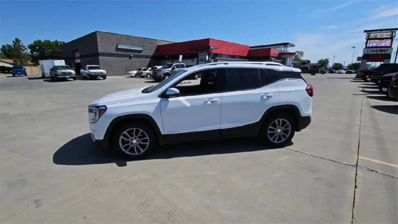 2023 GMC Terrain SLT