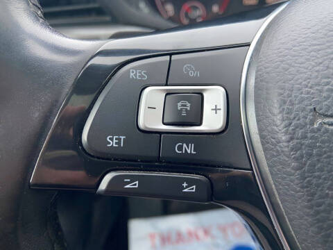 2020 Volkswagen Passat R-Line