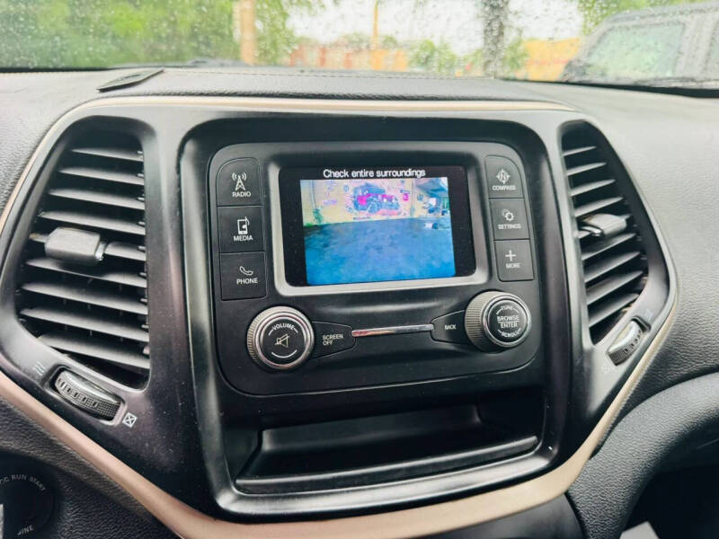 2018 Jeep Cherokee Latitude
