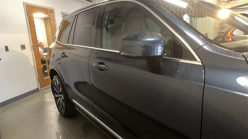 2023 Volvo XC90 B5 Plus Bright Theme