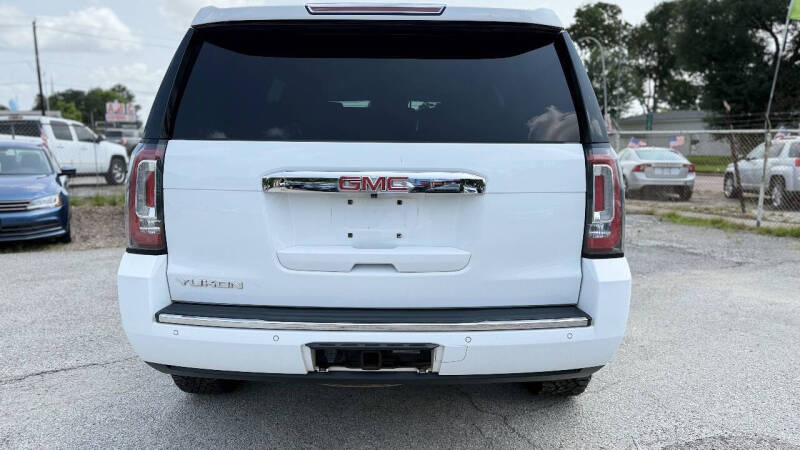 2016 GMC Yukon Denali