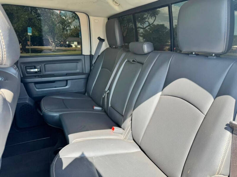 2011 RAM 1500 ST