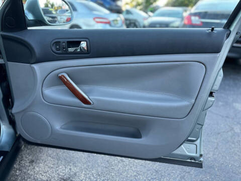 2004 Volkswagen Passat GLX