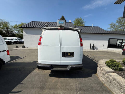 2020 Chevrolet Express 2500