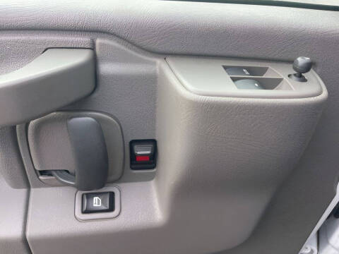 2024 GMC Savana 2500