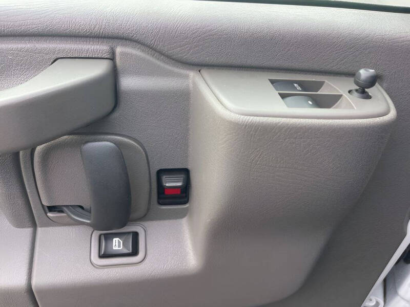 2024 GMC Savana 2500