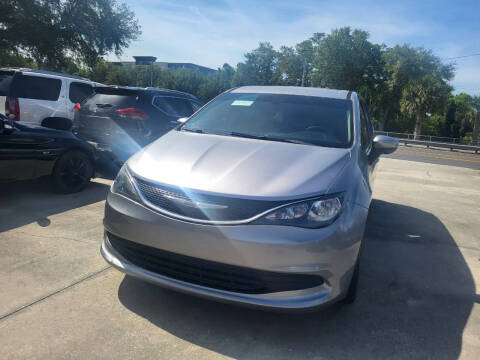 2017 Chrysler Pacifica Touring